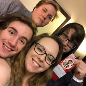 Meet your Posher, Rachel